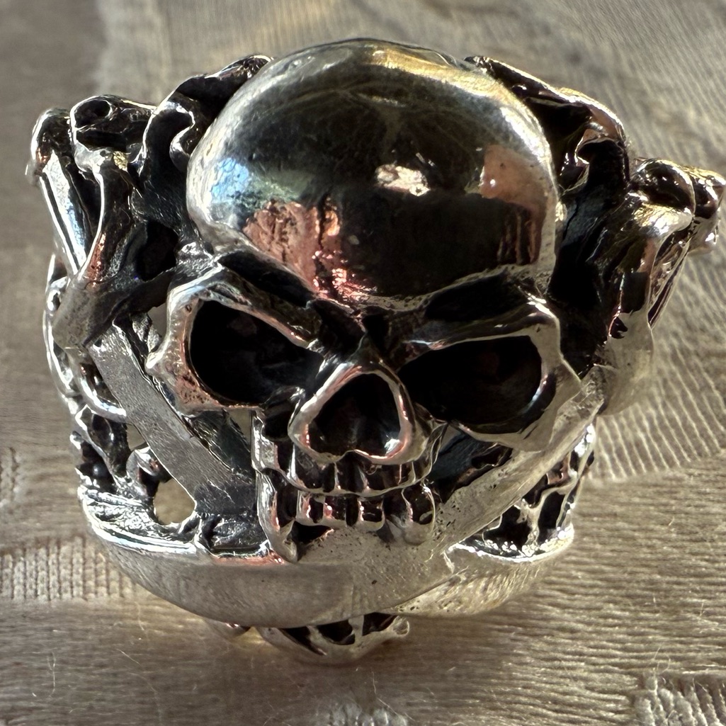 10/2844 Sterling Silver Skull Ring